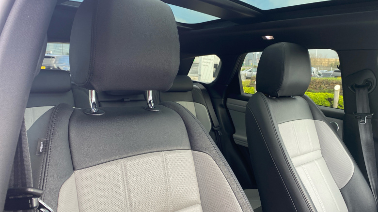 Land Rover Range Rover Evoque 1.5 P300e Evoque Edition 5dr Auto Hatchback